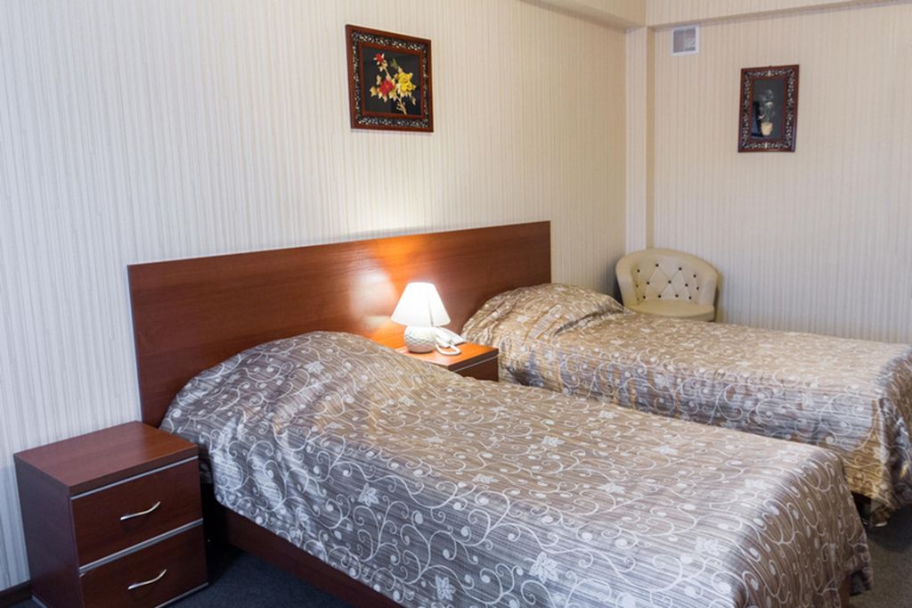 У Истока — Двухместный номер с 2 отдельными кроватями стандарт