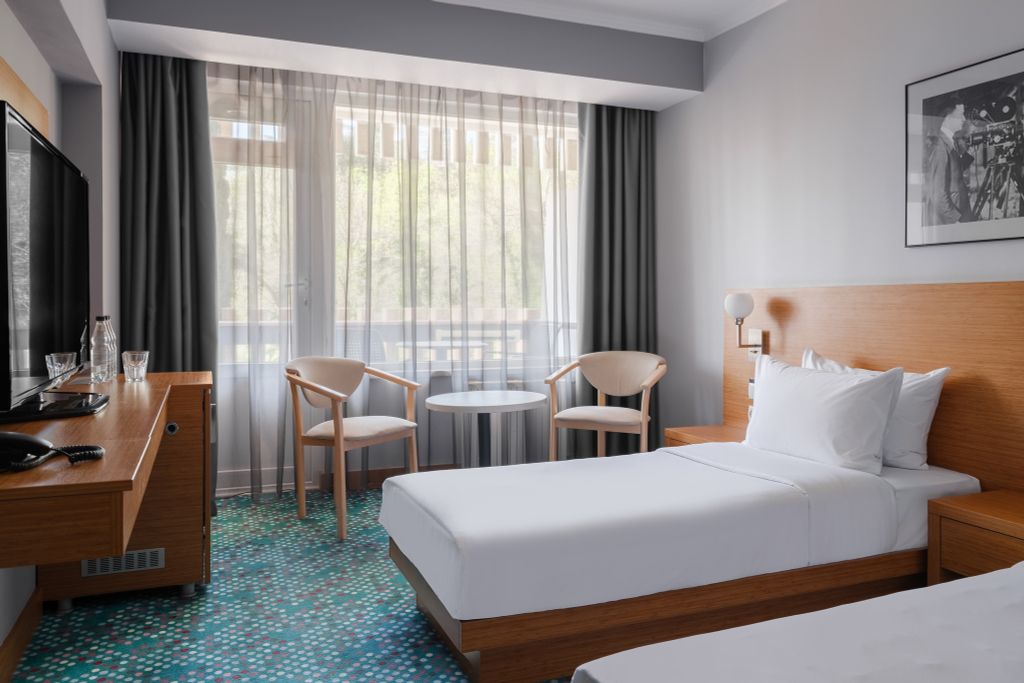 Ялта-Интурист Green Park — Двухместный номер с 2 отдельными кроватями стандарт (Yalta Intourist)