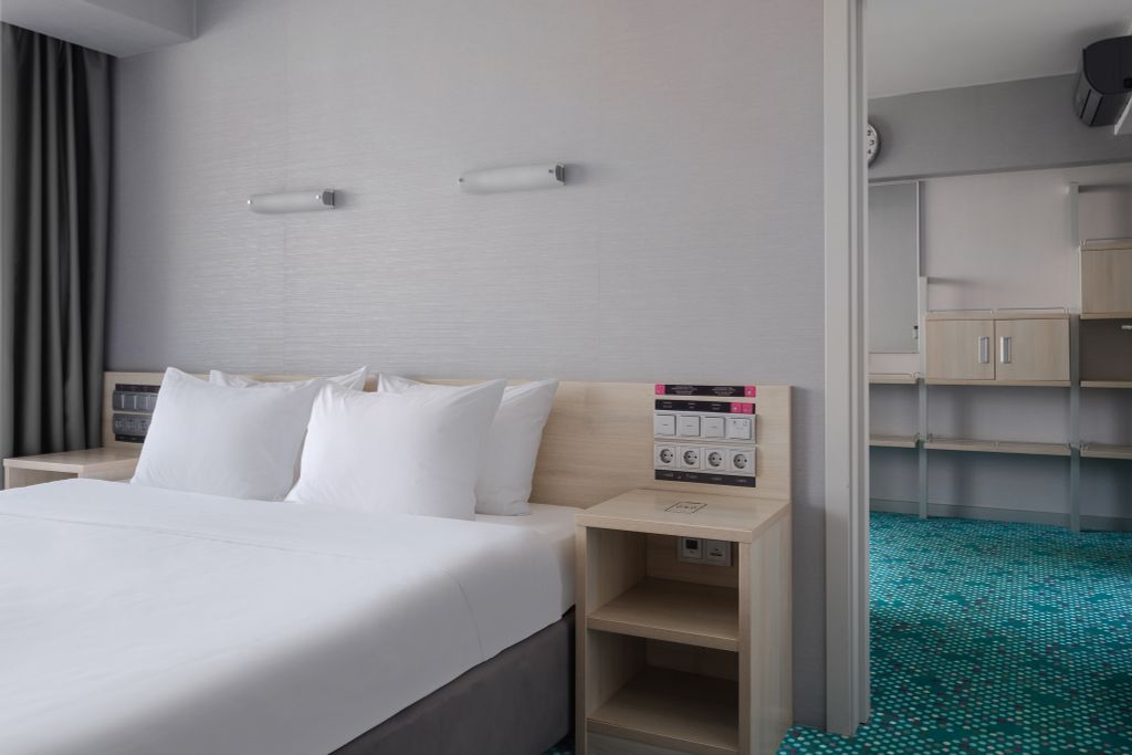 Ялта-Интурист Green Park — Двухместный номер с 1 кроватью и диваном (Yalta Intourist)