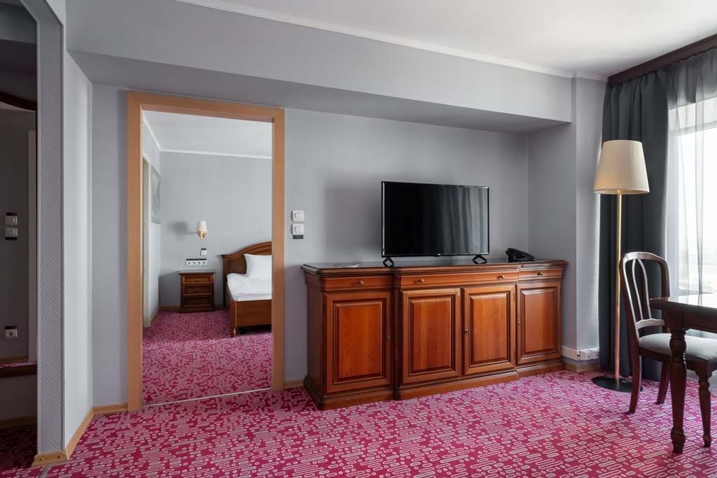 Marins Новосибирск — Четырёхместный номер стандарт