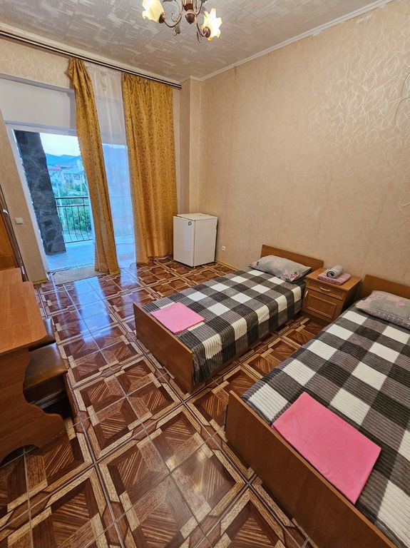 Алан — Двухместный номер с 2 отдельными кроватями 2-х местный Улучшенный