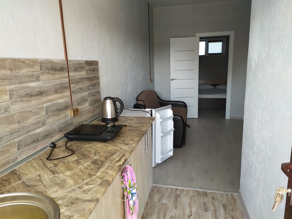 Адель — Семейный номер двухкомнатный с кухней