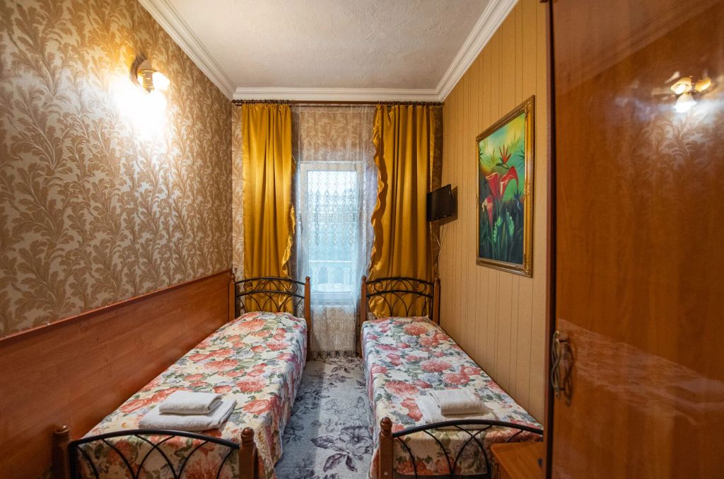 Спутник — Семейный номер