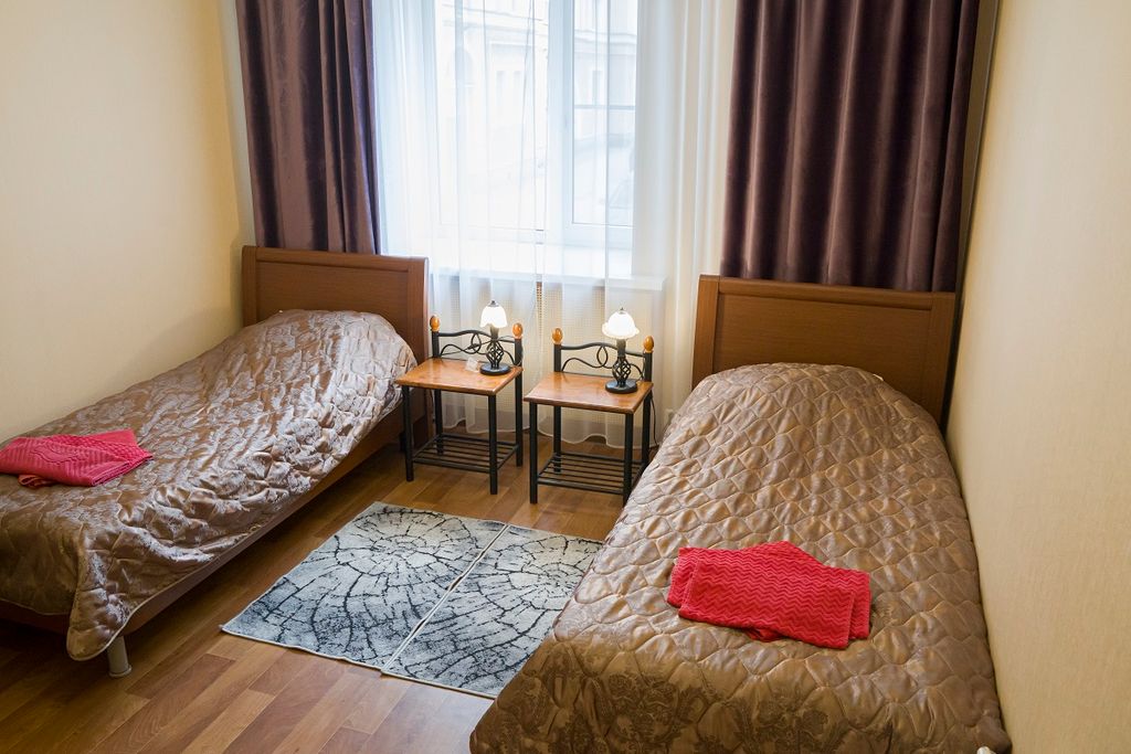 Аполлон — Двухместный номер с 2 отдельными кроватями эконом