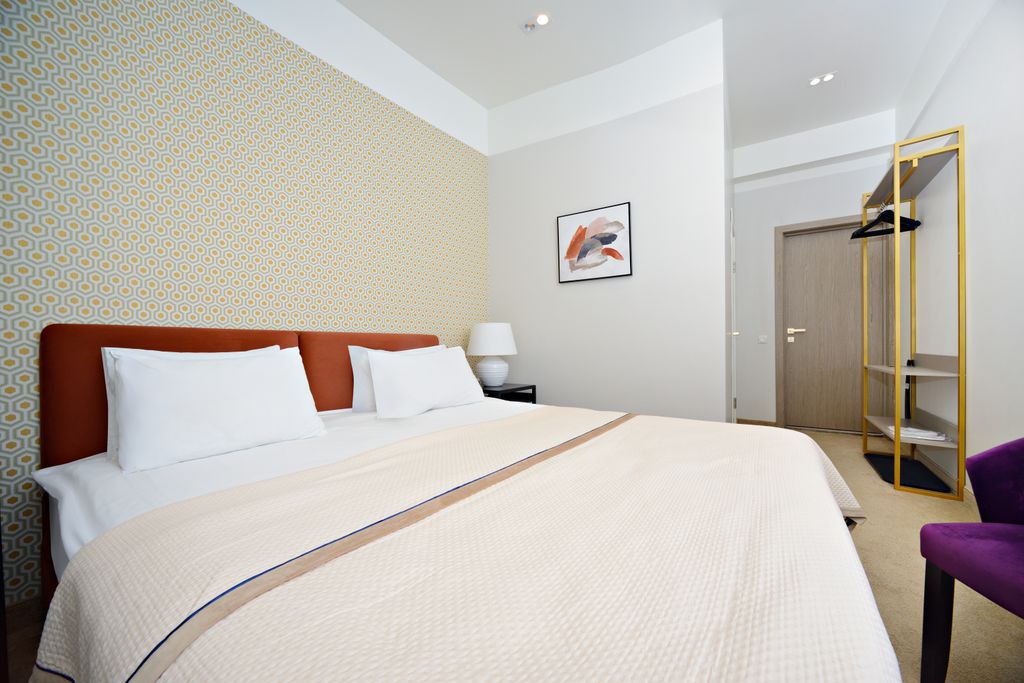 Петровка 17 — Двухместный номер с 1 кроватью улучшенный