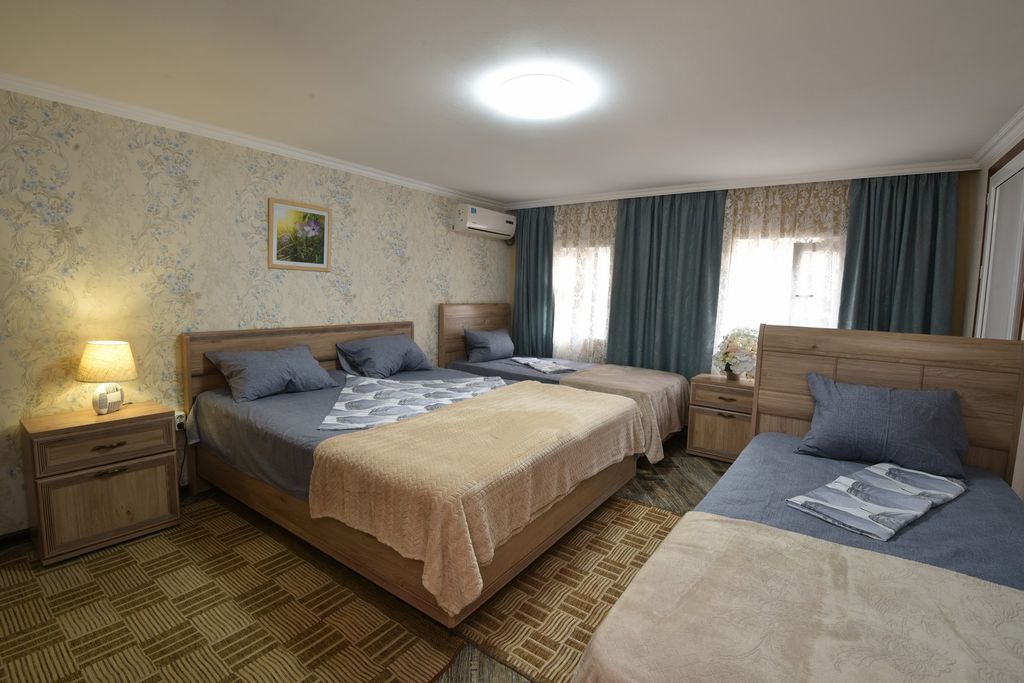 Skazka Inn — Четырёхместный номер стандарт