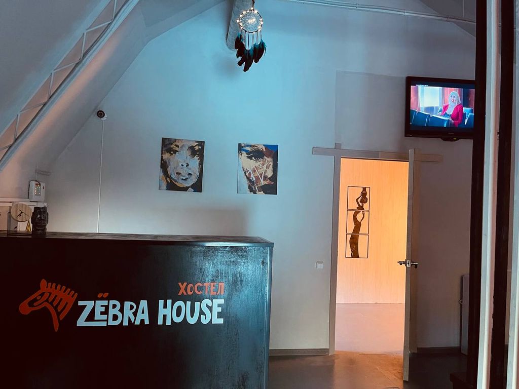 ZёbraHouse — Многоместный женский номер капсула с шумоизоляцией, розетками и индивидуальным освещением