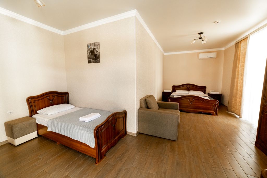 Точка море — Четырёхместный номер стандарт