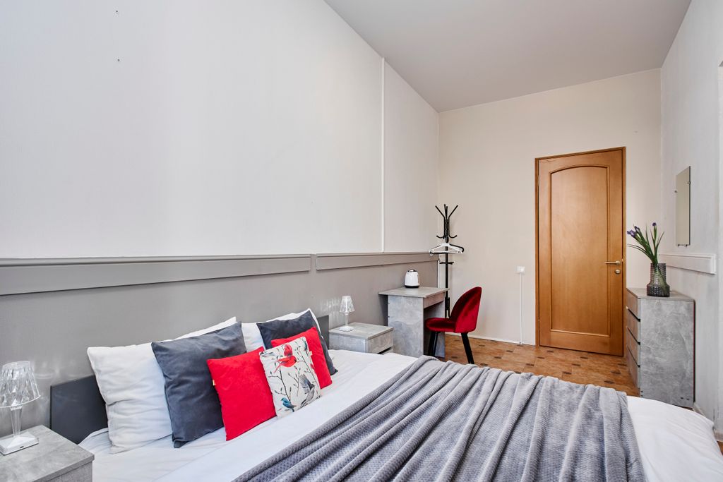 Июнь — Двухместный номер с 1 кроватью стандарт