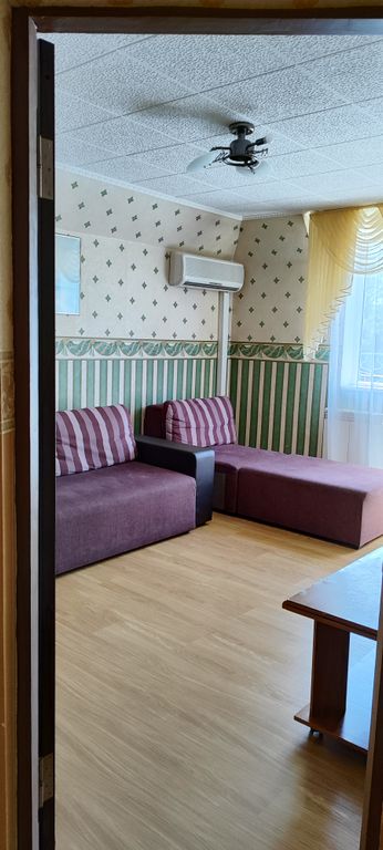 Мир — Апартаменты трехкомнатный