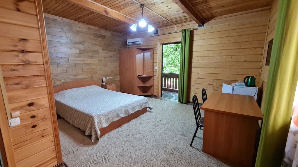 Мама Джан — Четырёхместный номер стандарт