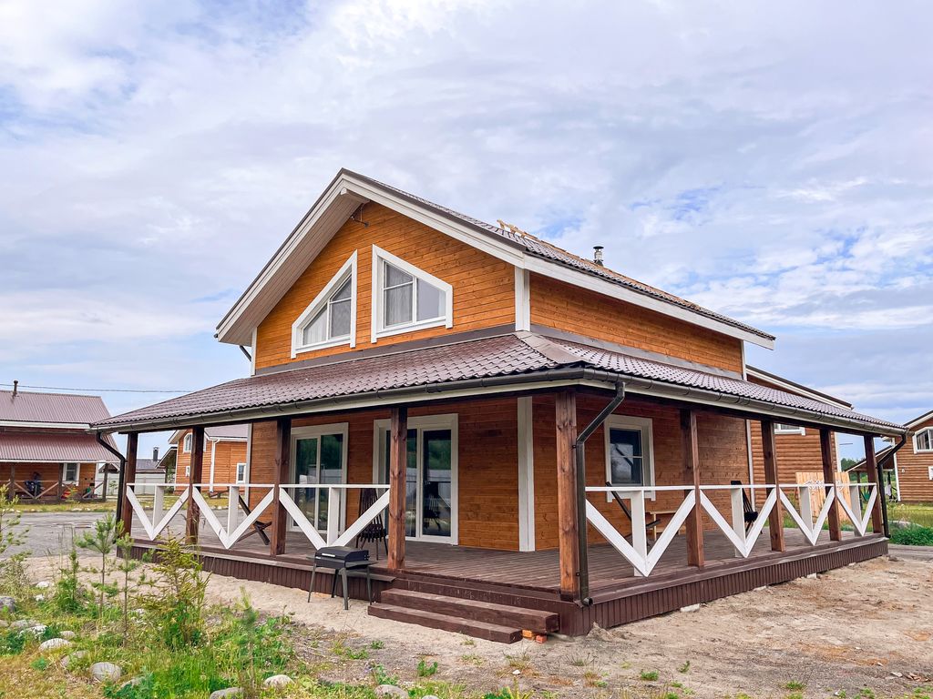 Хитрый Лис — Дом дом с баней на дровах на большой территории