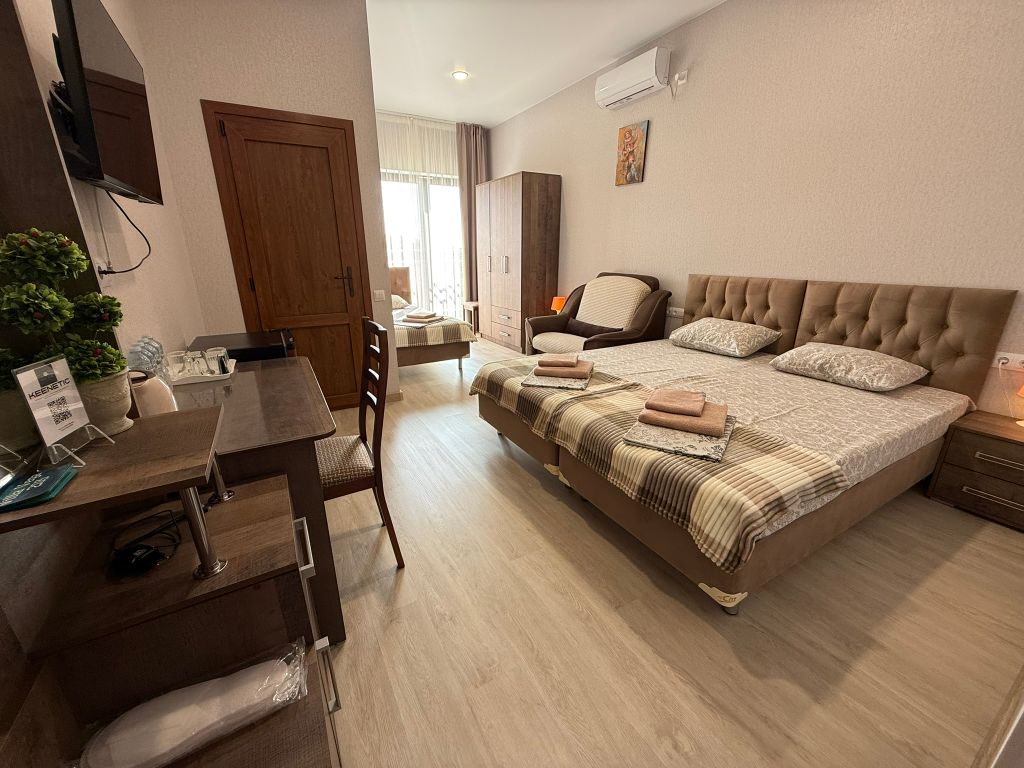 Капитан — Четырёхместный номер люкс с видом на море