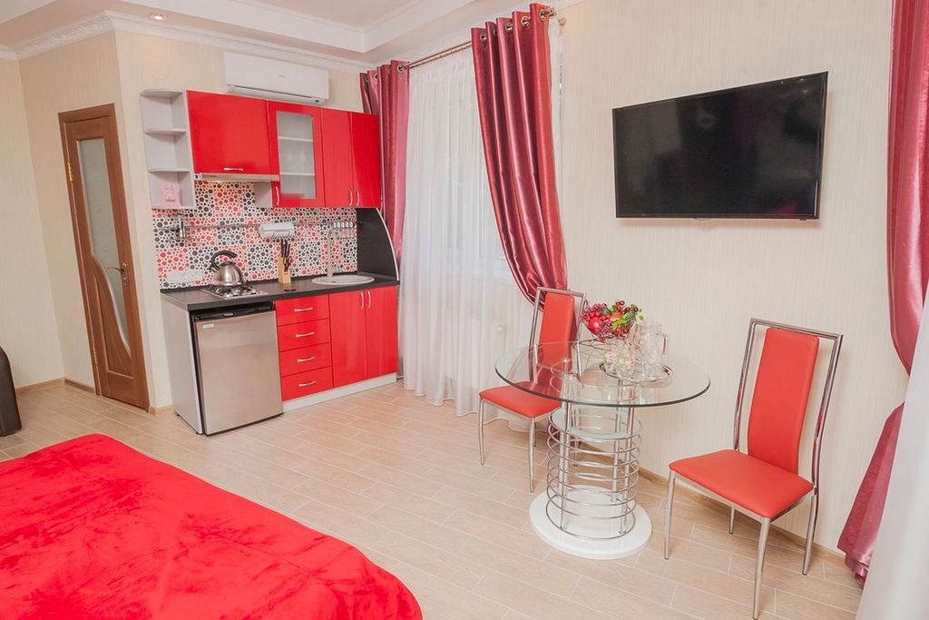 Чёрное море — Семейный номер Семейный номер студия