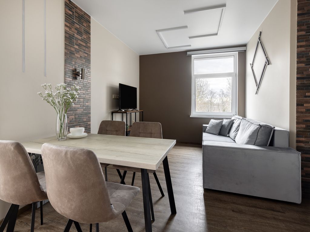 АпартПейдж Елагин — Апартаменты дизайн-апартамент с балконом