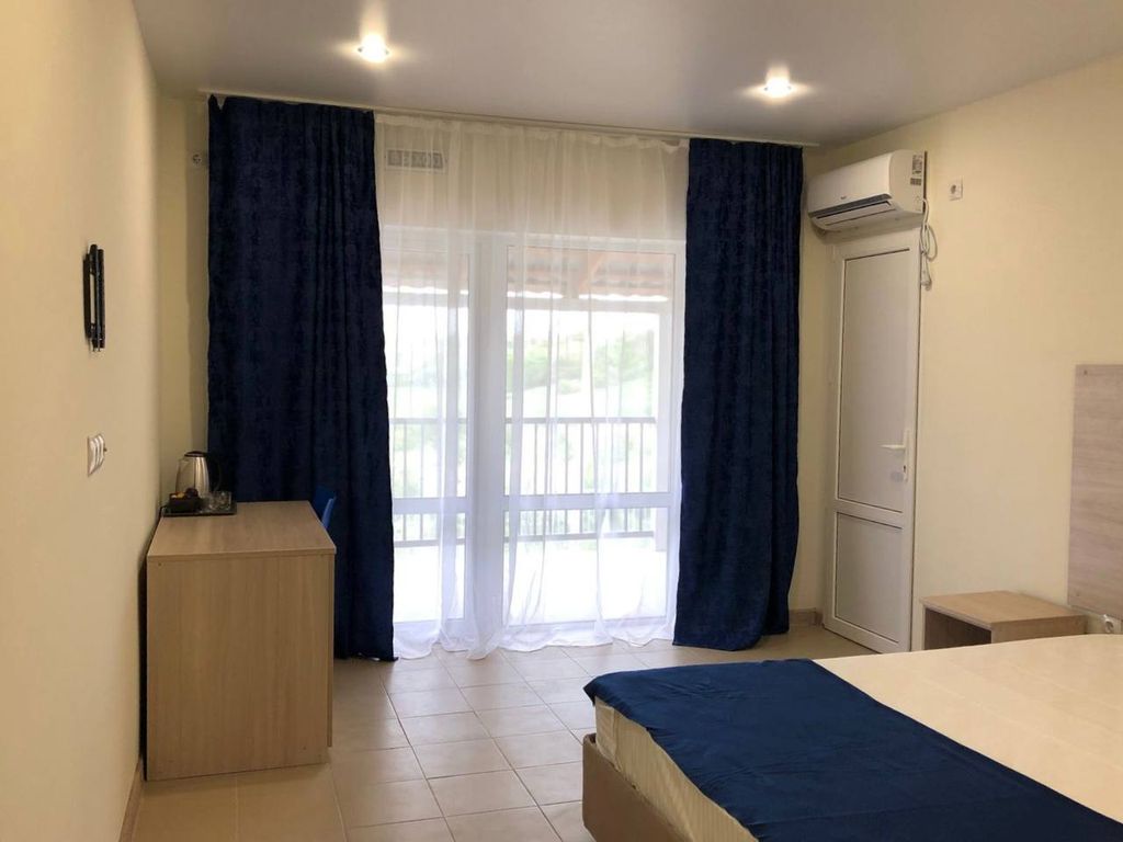 Дельфин — Семейный номер двухкомнатный