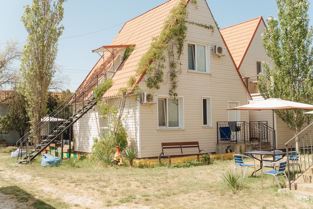 Азимут — Трёхместный номер однокомнатный