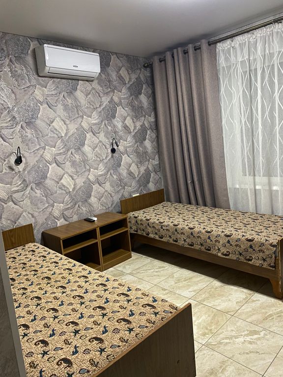 Флора — Трёхместный номер стандарт