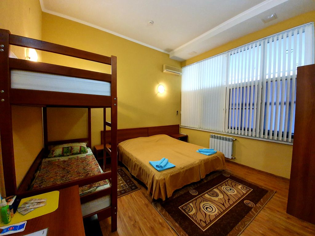 Атлант — Двухместный номер с 2 отдельными кроватями Двухместный номер эконом-класса с 2 отдельными кроватями № 11