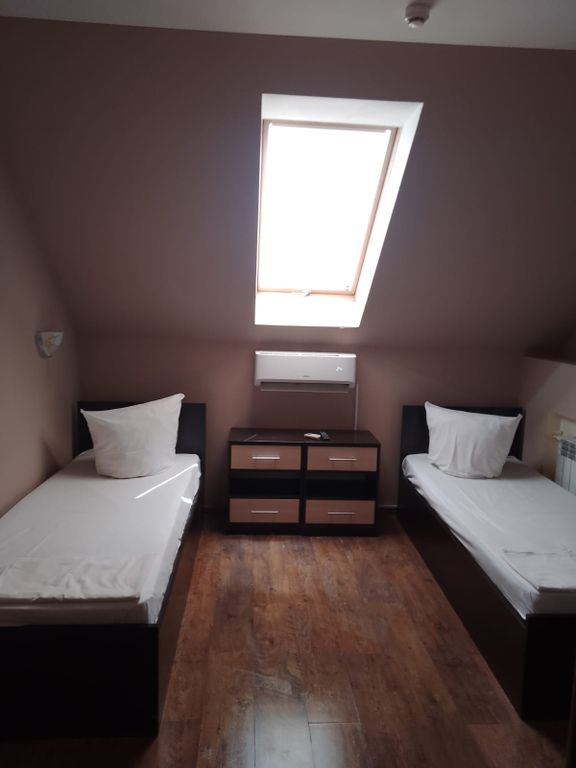 Бриз — Трёхместный номер эконом