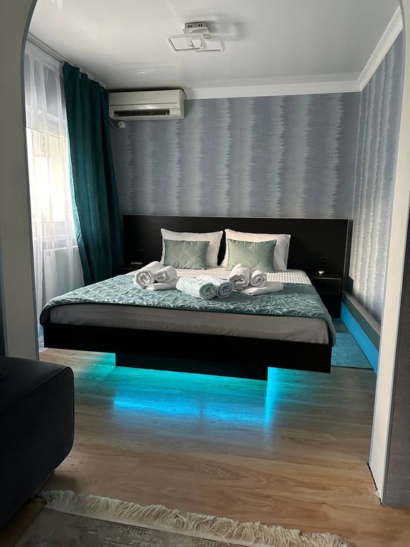 МореОлл — Трёхместный номер улучшенный с балконом, 7