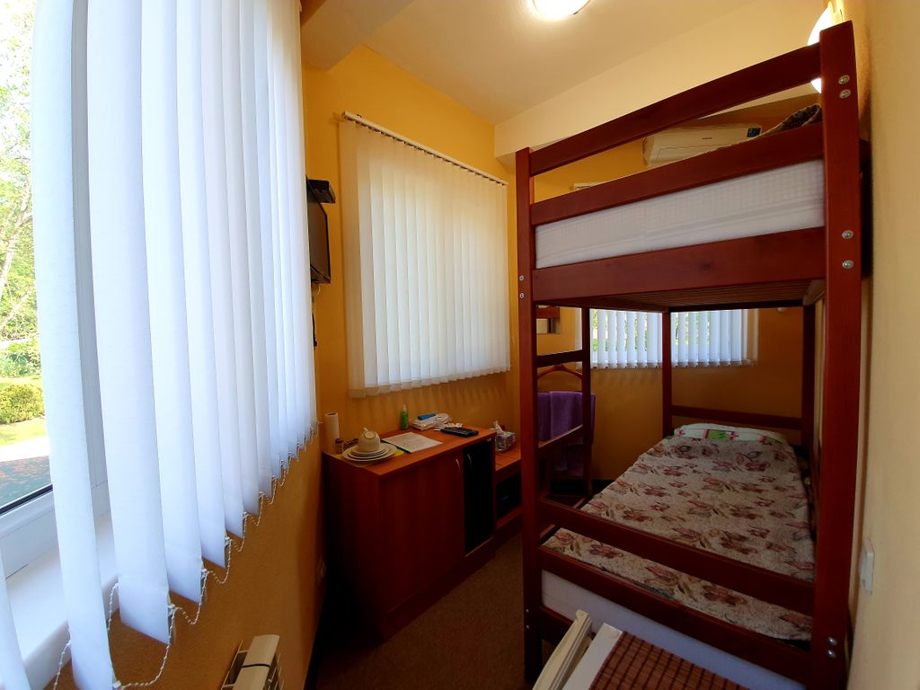 Атлант — Одноместный номер эконом с видом на горы № 47