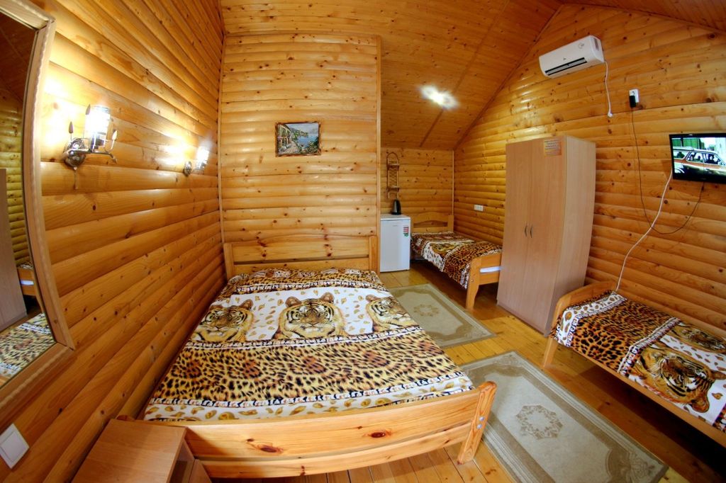 Кантри — Четырёхместный номер комфорт