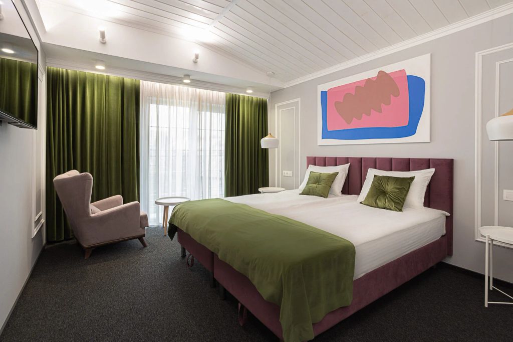 Lonin — Двухместный номер с 1 кроватью джуниор сюит