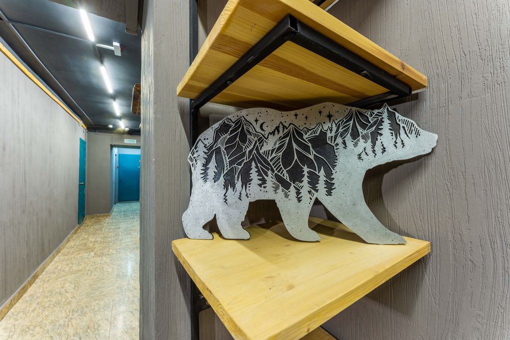 Эвен — Многоместный мужской номер эконом (душ/туалет общий)