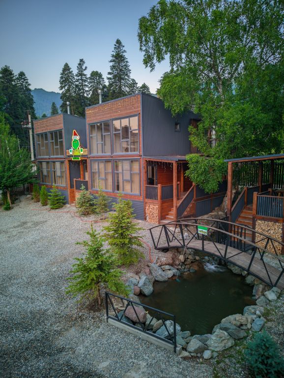 Grinch — Дом люкс с верандой