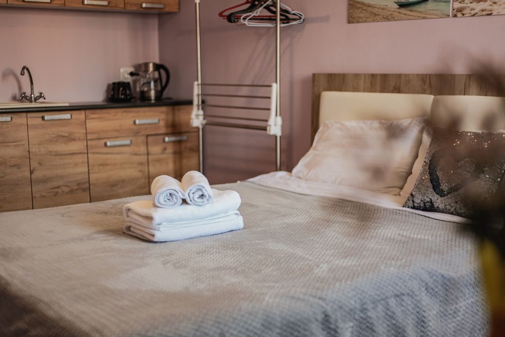 Миллионка — Трёхместный номер стандарт с видом на город