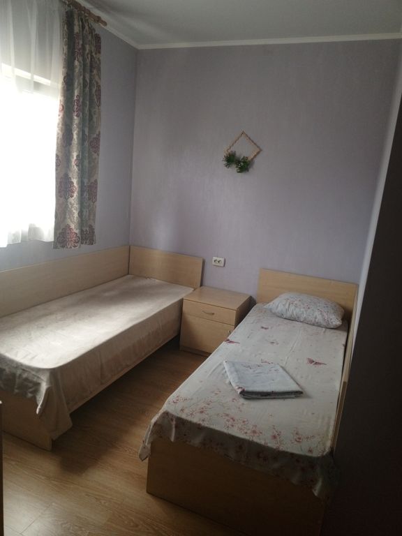 На 1 Мая — Двухместный номер с 2 отдельными кроватями стандарт