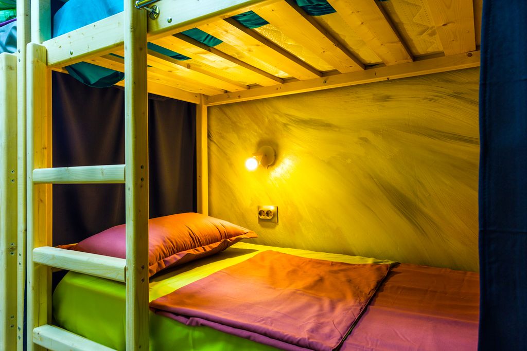 Loft — Многоместный женский номер шестиместный