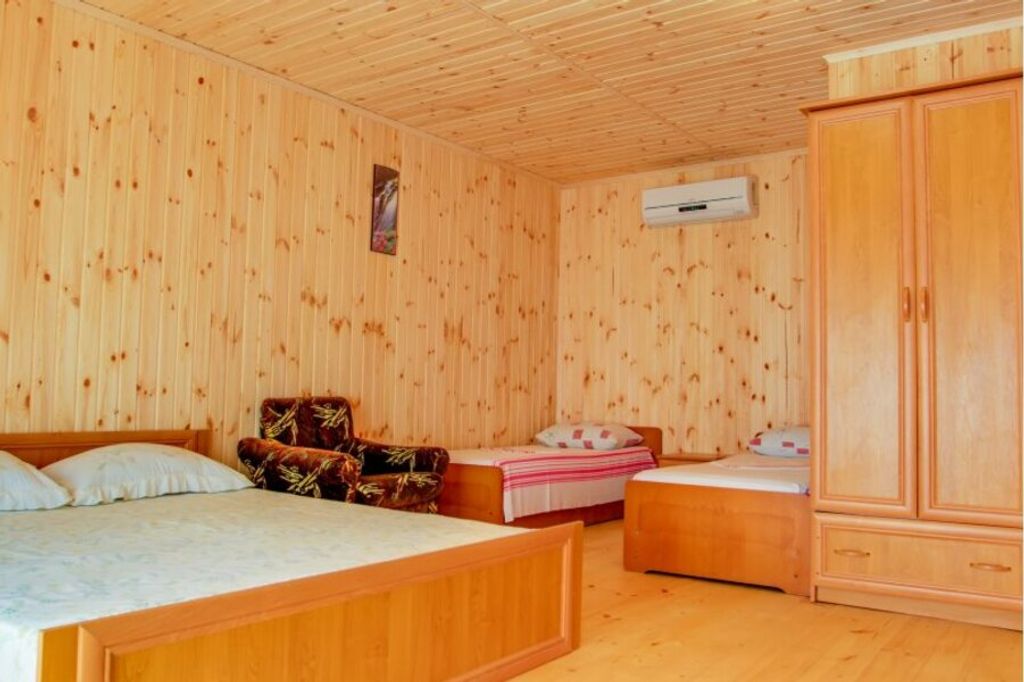 Камаполь — Четырёхместный номер стандарт