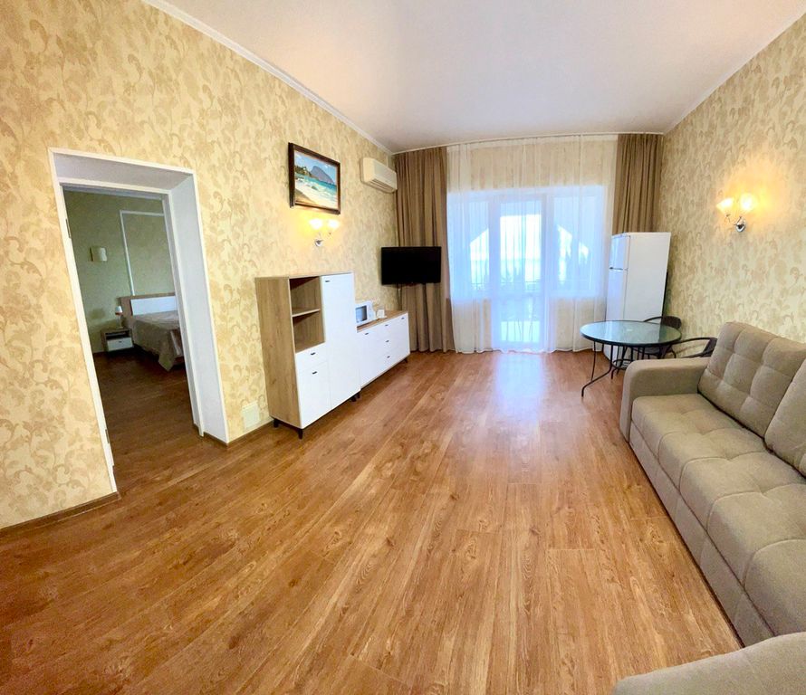 Вилла Парадиз — Трёхместный номер люкс