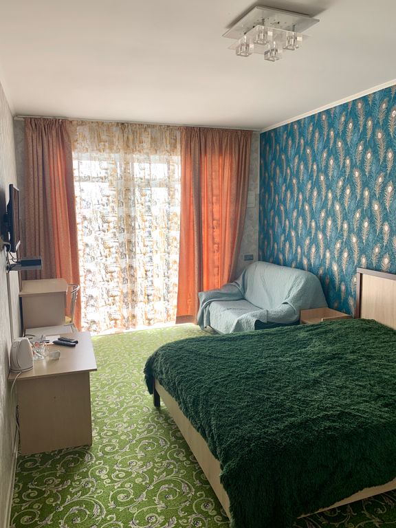 222 — Семейный номер двухкомнатный