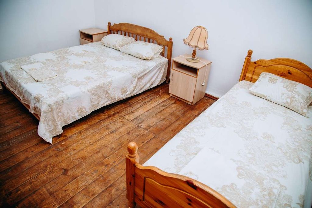 Динамо 2 — Трёхместный номер с кондиционером