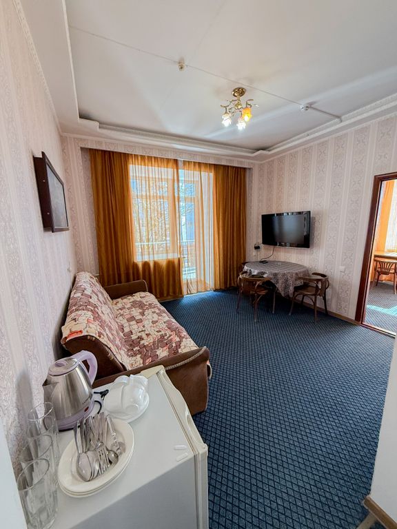 Причал Приморский — Четырёхместный номер 2-х комнатный люкс