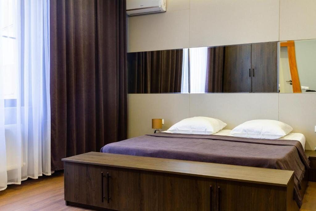 AFT — Четырёхместный номер 2-х комнатный vip