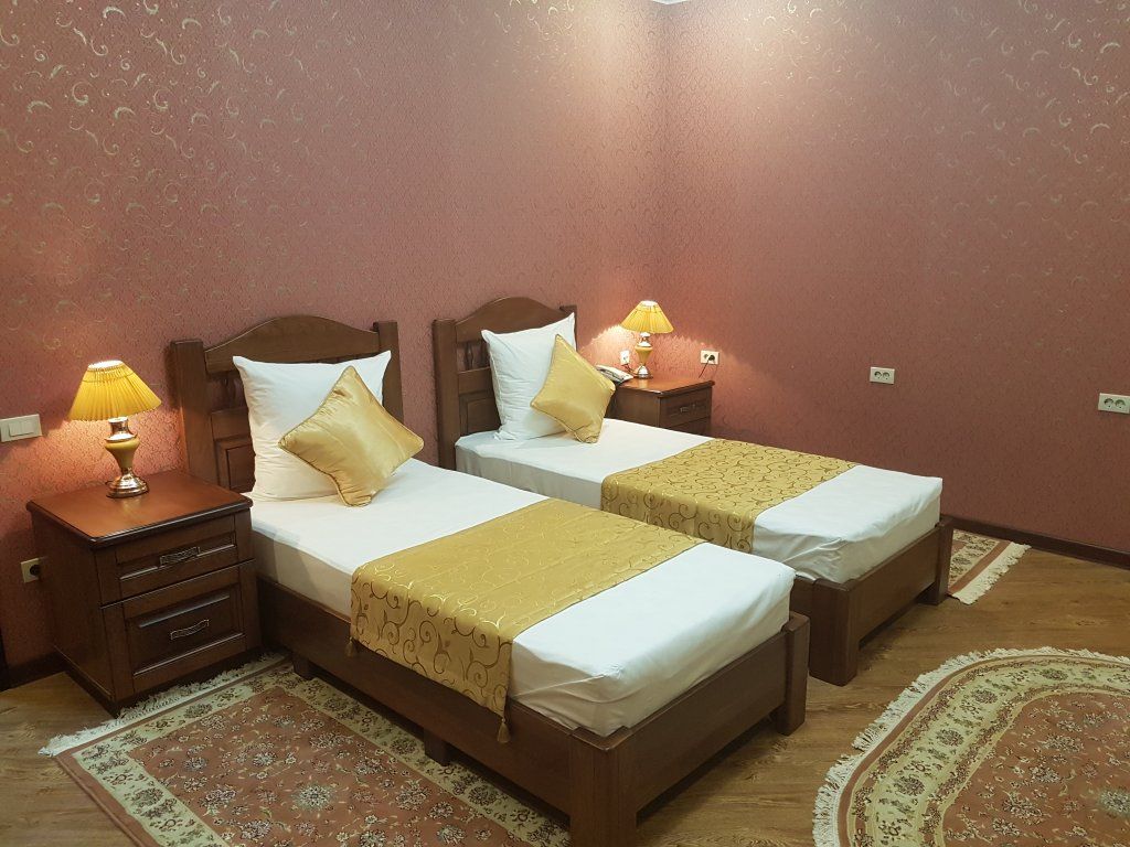 Нальчик Холл — Двухместный номер с 2 отдельными кроватями стандарт