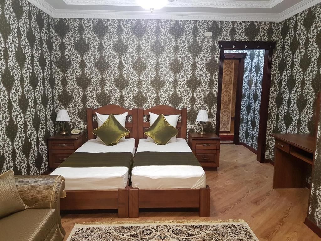 Нальчик Холл — Двухместный номер с 2 отдельными кроватями комфорт