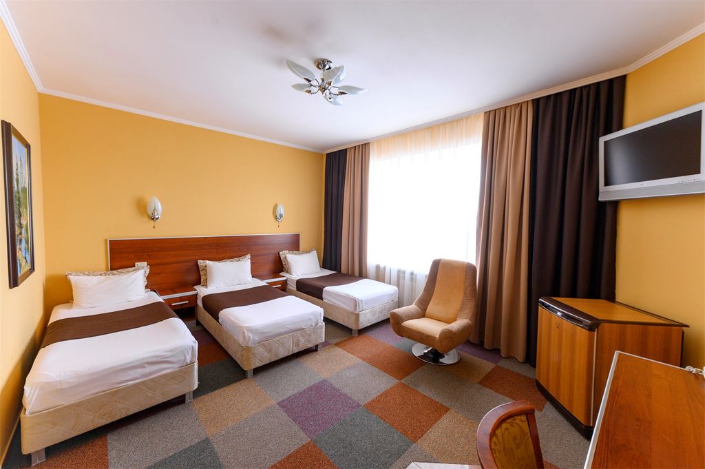 Бриз — Трёхместный номер стандарт