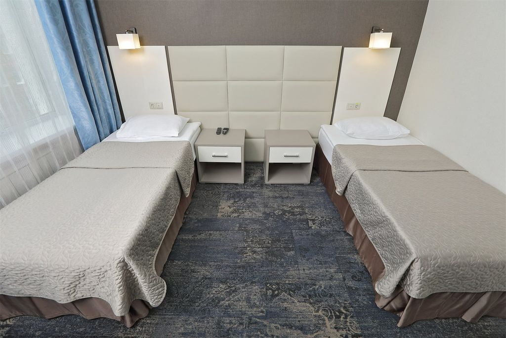 Снежная Сова — Двухместный номер с 2 отдельными кроватями комфорт двухкомнатный