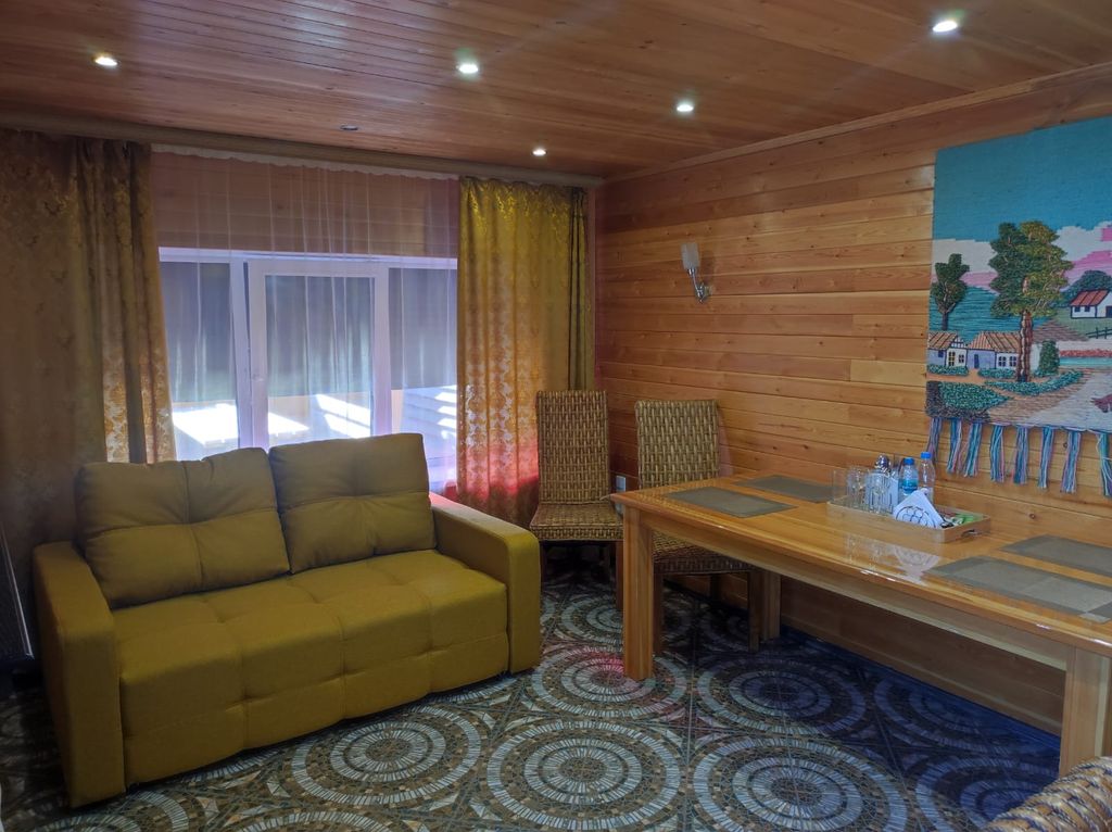 Сова — Апартаменты люкс