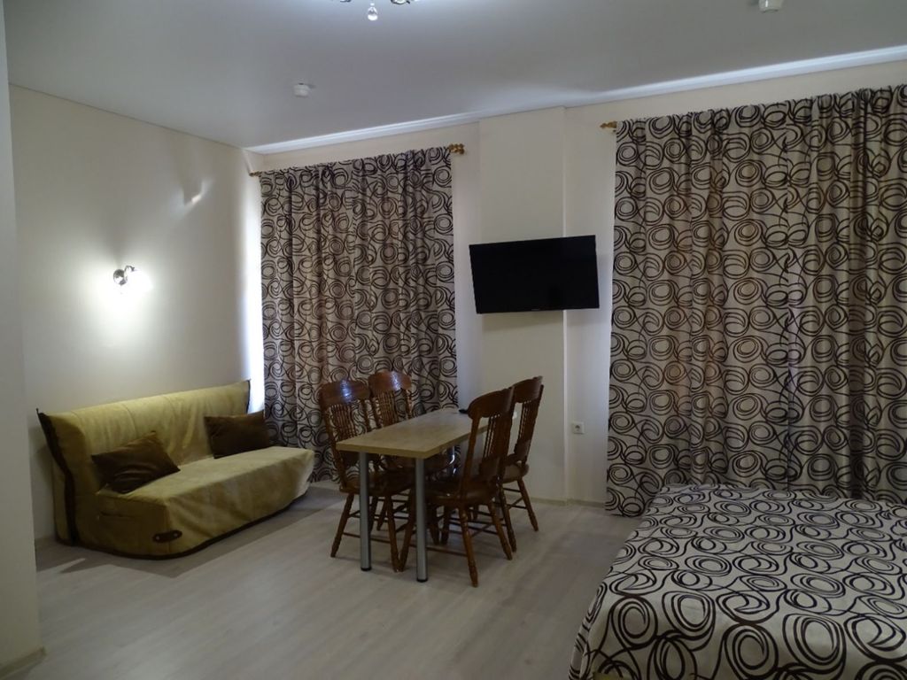 Югория — Апартаменты 5-местная студия комфорт