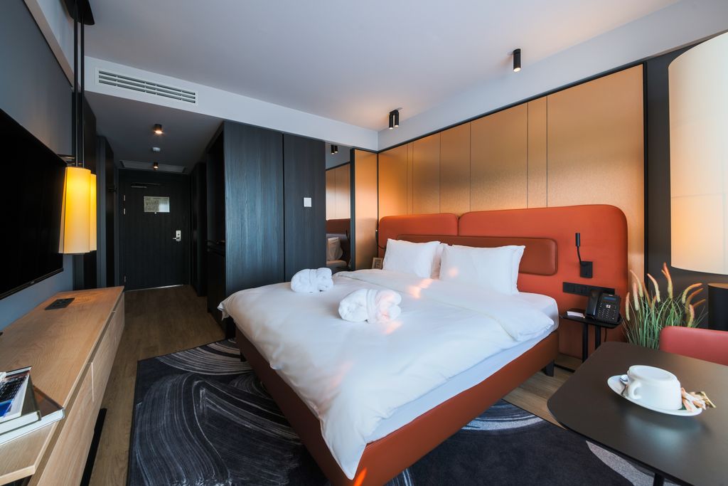 Valo Mercure and Residences Saint Petersburg — Апартаменты комфорт c 1 большой кроватью