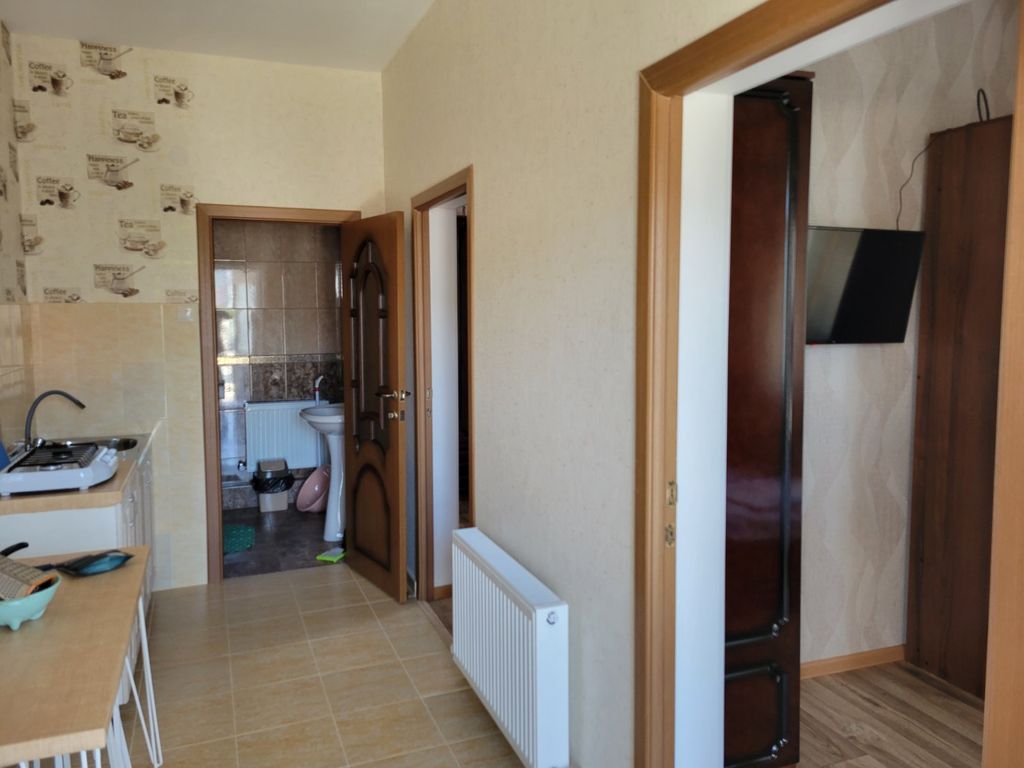 Iron Lion — Четырёхместный номер люкс с кухней