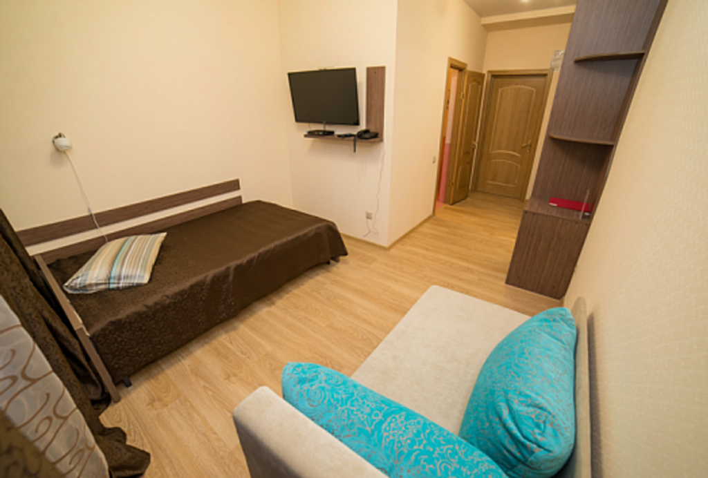 Три Звезды — Одноместный номер комфорт