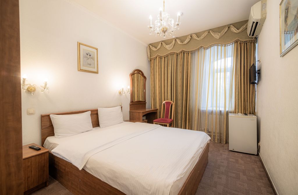 Ист-Вест — Семейный номер улучшенный