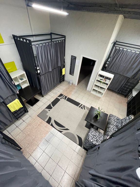 Атмосфера — Одноместный номер Индивидуальная капсула в женской комнате 1 ярус